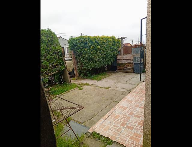 1 BEDROOM FREEHOLD FOR SALE IN MXOLISI PHETANI